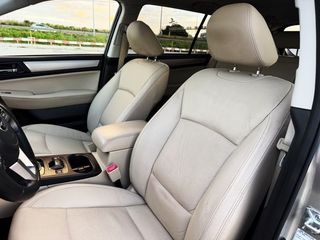 Subaru Outback 2.0 D EXECUTIVE PLUS CVT con TECHO SOLAR, CUERO COMPLETO...