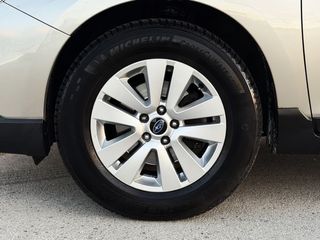 Subaru Outback 2.0 D EXECUTIVE PLUS CVT con TECHO SOLAR, CUERO COMPLETO...