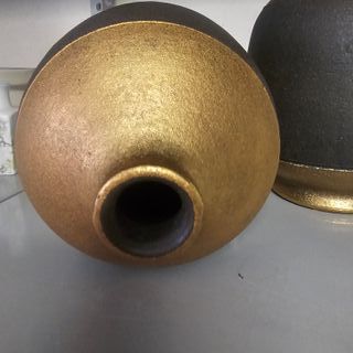 Coppia vasi dorati e neri