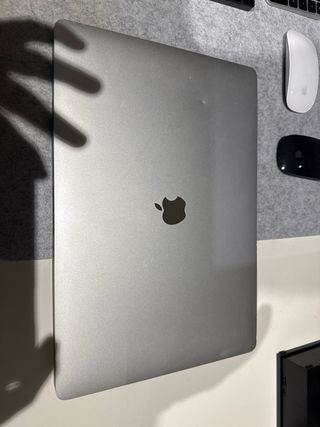 MacBook Pro 16 2019 Core i7 16GB 512GB SSD “Leer”