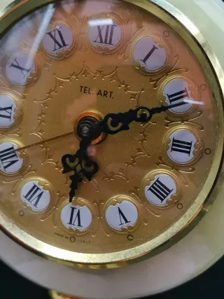 Reloj de mármol y bronce mecánico Italiano