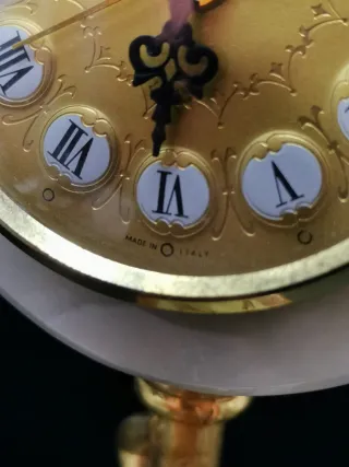 Reloj de mármol y bronce mecánico Italiano