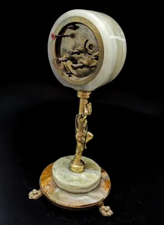 Reloj de mármol y bronce mecánico Italiano