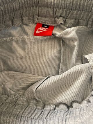 Nike Sudadera Gris con Etiquetas