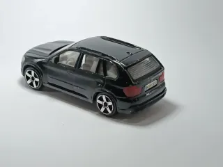 BMW X5 negro 1/43 de Burago