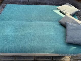 Sofá Cama Tela y Metal 135 x 190cm