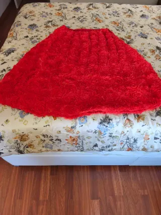 Falda Zara flores roja larga