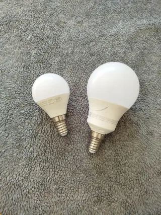 Lámpara de pie 3 focos independientes y flexibles