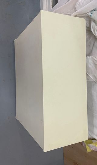 Cómoda infantil con dibujos de animales