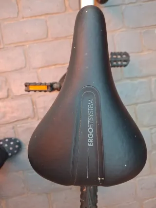 Bicicleta infantil blanca