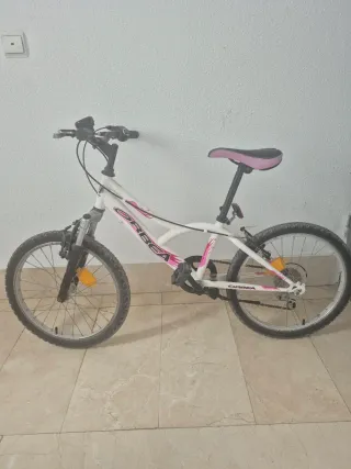 Bicicleta infantil Orbea blanca