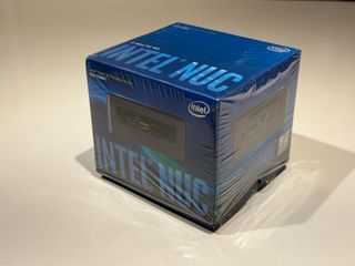 Intel NUC con Windows 11 Pro