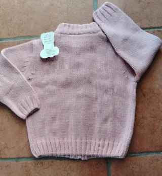 Chaqueta bebé rosa con cremallera