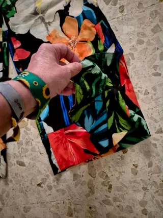 Pantalón estampado floral Stradivarius