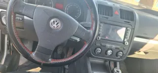Volkswagen Golf 2004