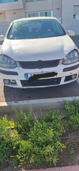 Volkswagen Golf 2004