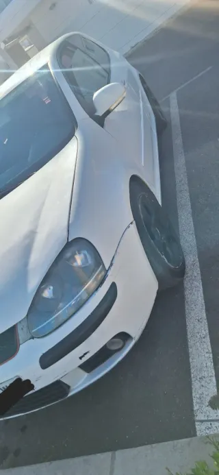 Volkswagen Golf 2004