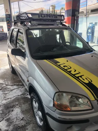 Suzuki Ignis 2000