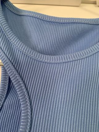 Top tirantes asimétrico azul