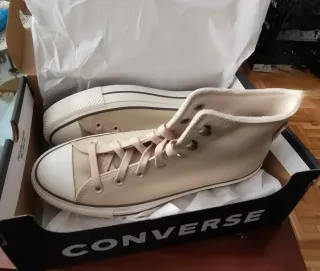 Converse Chuck Taylor Lift Hi Beige