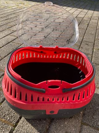 Transportín para mascotas + pala y bebedero