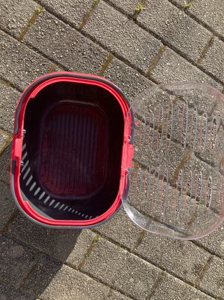 Transportín para mascotas + pala y bebedero