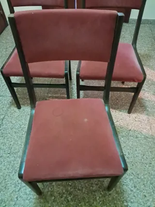 Juego de 3 sillas tapizadas