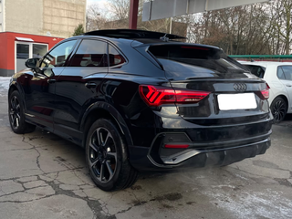 Audi Q3 Sportback 45 TFSIe S line PANO/MATRIX