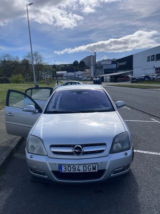 Opel Signum 2005