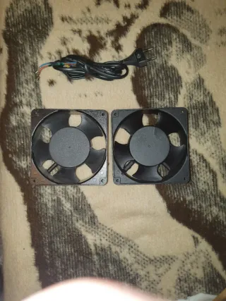 Ventiladores Sunon Negros