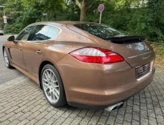 Porsche Panamera 4S