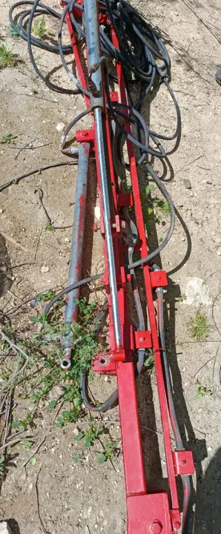 Barra herbicida extensible