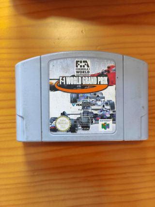 Consola Nintendo 64 gris con juego incluido