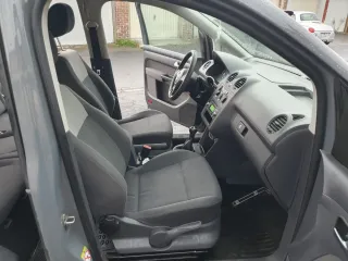 Volkswagen Caddy 2012