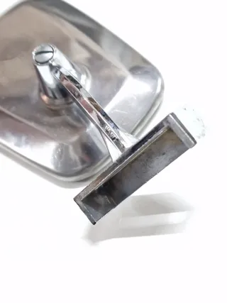 Espejo retrovisor exterior coche clasico