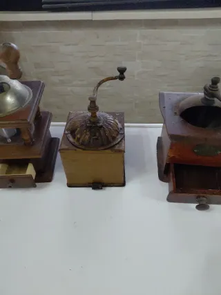 Lote 3 Molinillos de Café Vintage