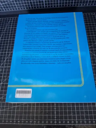 Livro biografía Roberto Carlos