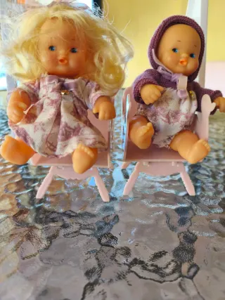 Muñecas Barriguitas con columpio