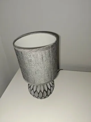 Lámparas de mesilla gris 2