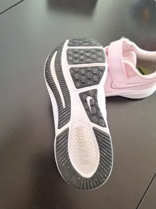 Zapatillas Nike rosas talla 28.5