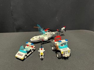 Sistema Lego 6398 Caserma della Polizia 1993