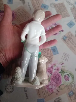 Statuetta porcellana Herit Royal Class bambino can