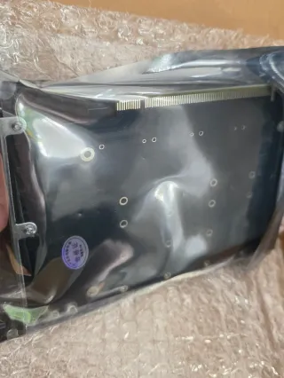 Adaptador NVMe SSD a PCIe + Tornillos