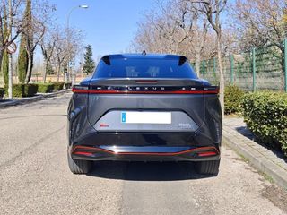 Lexus RZ 450e DIRECT4 en Garantia