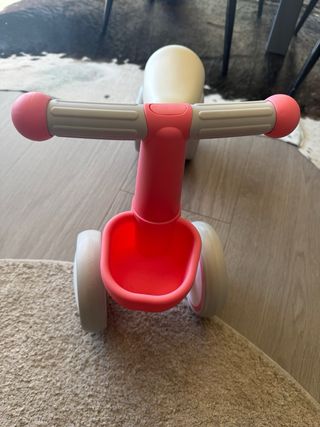 Andador Bebé Rosa con Cesta POBOLN