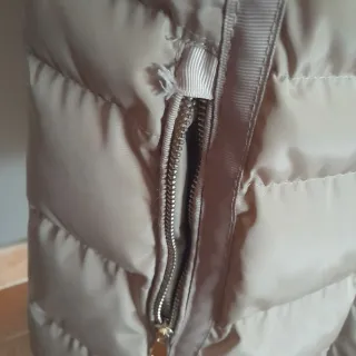 Abrigo acolchado beige talla M