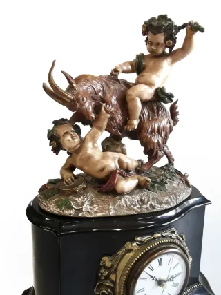 Precioso reloj de chimenea Imperio Manises Spain