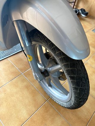 Piaggio Liberty 125cc Scooter