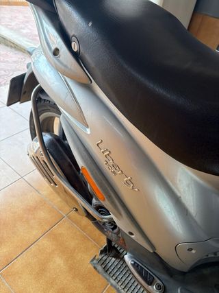 Piaggio Liberty 125cc Scooter