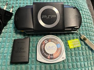 Sony PSP 1004 Nero + Accessori